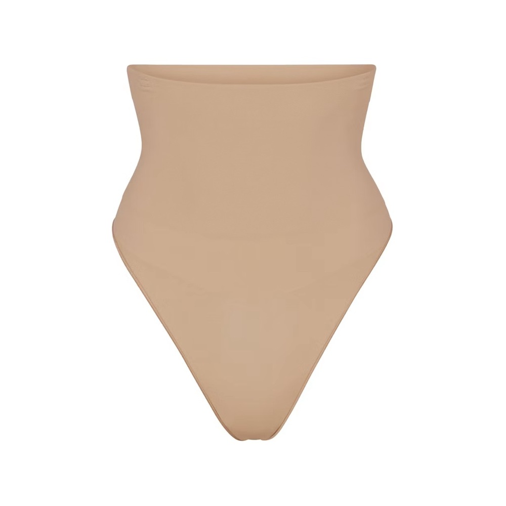 NEW Skims High-Waisted Core Control Thong